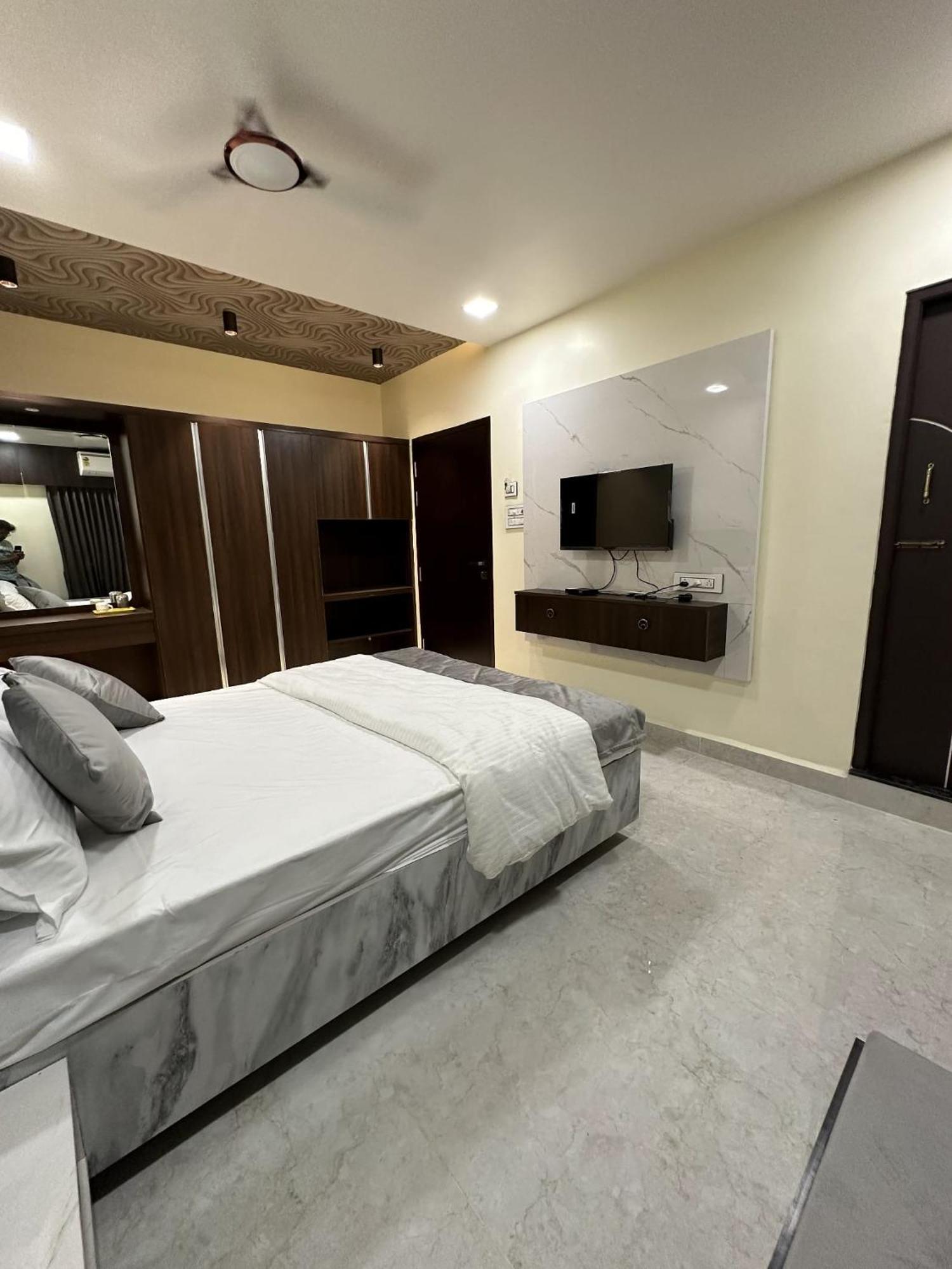 Jai Raja'S Tower Hotel Karaikudi Kültér fotó